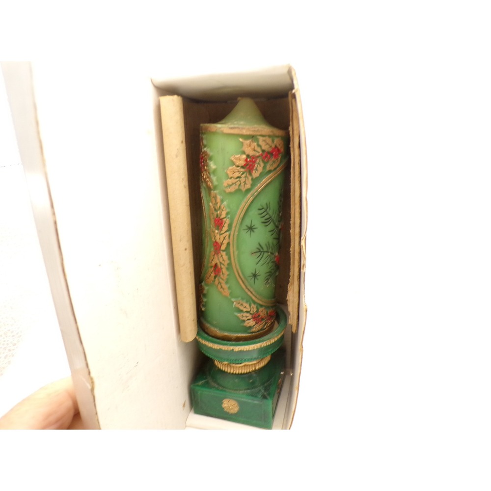 Vintage Candles Aglow Christmas Candle Ensemble Green Gold Holly 8.5 Inch Pillar